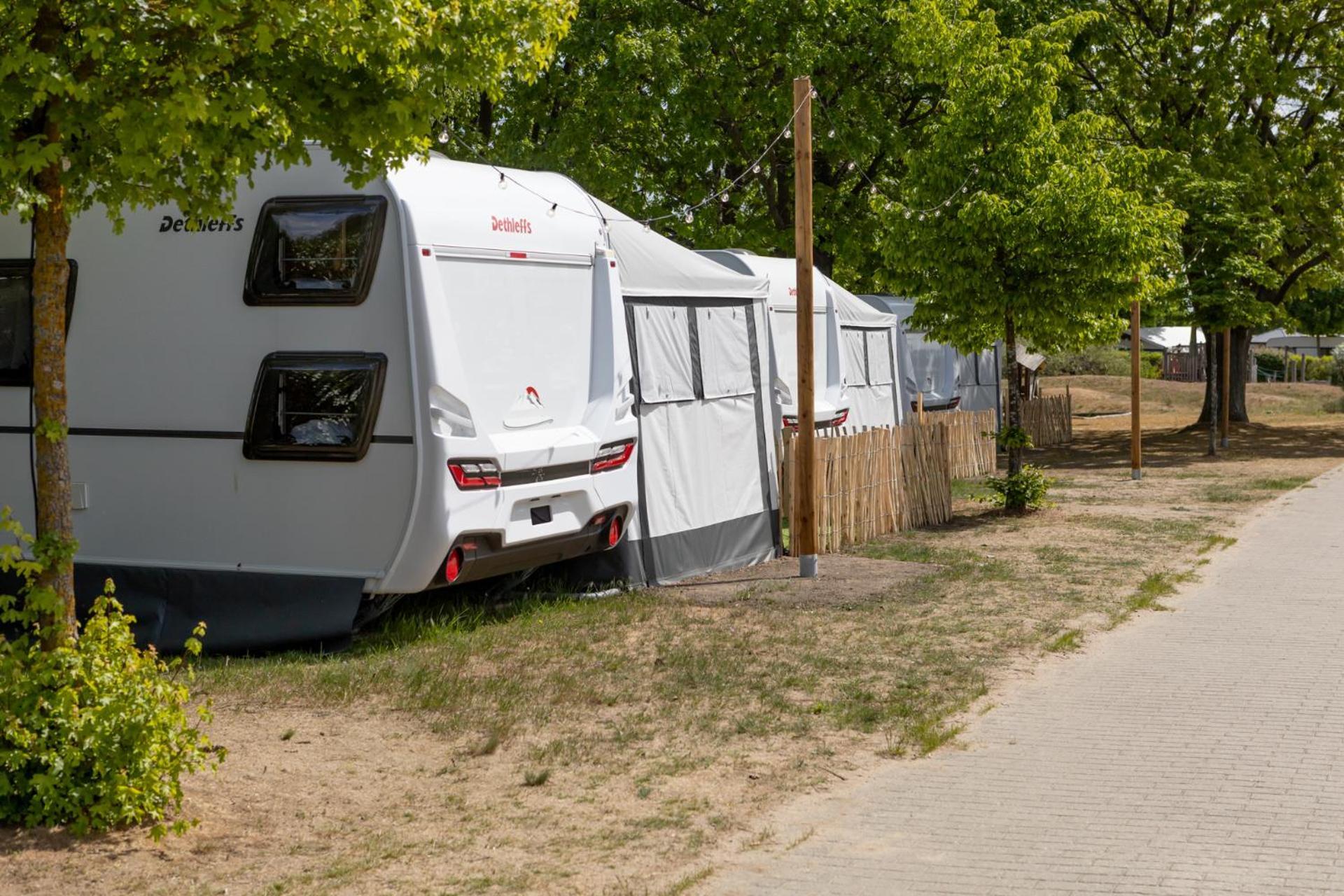 Camping & Erlebnis Resort Jersleber See - Jersicamper Mit Seeblick Jersleben Extérieur photo